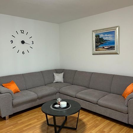 Garden Apartment Dina With Free Parking Split Exterior foto