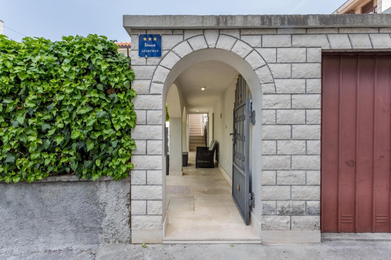 Garden Apartment Dina With Free Parking Split Exterior foto